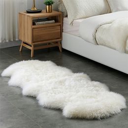 Soft Faux Fur Wool Carpet For Living Room Sofa Cushion Fluffy Bedside Rug Plush Bedroom Decoration Cover Door Window Bay Mat 220504