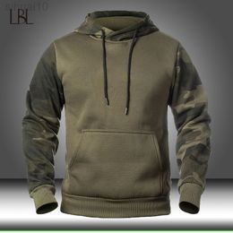 Autumn Men Military Camouflage Fleece Hoodies Army Tactical Male Winter Camo Hip Hop Sweatshirt Loose Clothing L220730