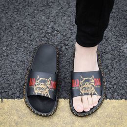 Summer Cartoon Slippers Male Fashion New Indoor Comfortable Non-Slip Mute Outdoor Light Leisure Non-Slip Beach Sandals Special Offer
