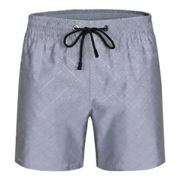 Mens Elastic Waist Shorts Summer Designers Casual Sports Fashion Quick Drying Men Beach Pants