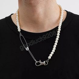 Vintage Short Pearl Beads Chain Choker Necklaces Men Pin Link Lock Pendant Necklace for Women Fahion Lovers Collar