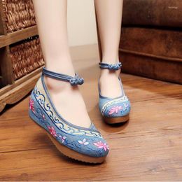 Dress Shoes Summer Women's Entangled Embroidered Wedges Heels Beijing Cloth Wedding