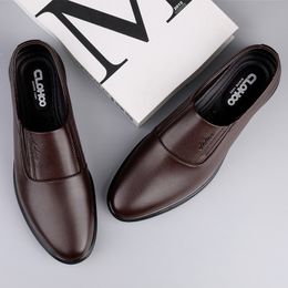 Genuine Leather Men Shoes Luxury Brand 2022 Classic Slip on Formal Loafers Men Moccasins Italian Male Driving Shoes Retro Soft