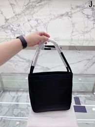 5A Re Edition Nylon Bag Luxurious Shoulder Designer Bags Unisex Handbags High Quality Small Totes With Waterproof Fabric and High-density Electroplated Hardware