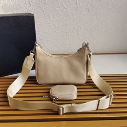 Luxurys Designer Taschen Handtaschen Frauen Messenger Handtasche prägen Coussin kleine Tasche Schulter -Crossbody -Tasche#3640