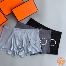 2023 Men Underpants Boxers Designer Man Underwear Solid Color Sexy Breathable Mens Underwears Branded Boxer Comfortable Wear Three pieces in one movement