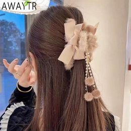 Pearls Tassel Hair Claws Women Elegant Bow Faux Fur Grips Sweet Long Hair Hold Plush Clips Hairpin Fashion Headwear Accessories