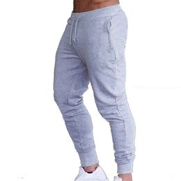 Fitness Muscle Gray Jogging Pants Solid Running Pants Men Sport Pencil Pants Men Cotton Soft Bodybuilding Joggers Gym Trousers 220509