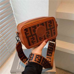 Small female fashion double zipper camera bag wide shoulder strap Single Shoulder Bag