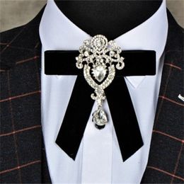 Luxury Diamond Tie Alloy Bridal Groom Dress Bowtie Fashion Retro Velvet Bow Ties 5 Colours selling W220323