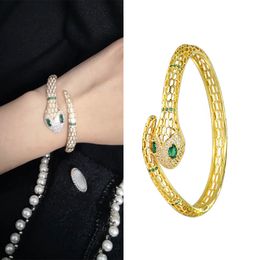 2022 Fashion Luxury Bracelet Bangles Gold Plated Green Eyes Stone Punk Style Snake Bracelets For Women Men Lover Gift Factory Wholesale Jewellery New Design Copper