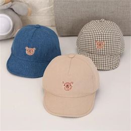 Autumn Baby Boy Hat Cotton Cartoon Bear Plaid Snapback Baseball Cap Infant Toddler Kids Girl Adjustable Hats Baby Accessories S68