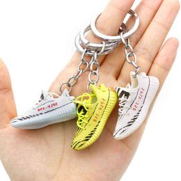 New Mini Sneakers Keychain Gift 3D Shoe Model Bags Backpacks Decorative Ornaments Car Door Keyring Gift For Boyfriend Y220413