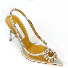 2022 Aquazzura sandali gladiatore a punta punta da donna catena di perle pantofole con tacco alto scarpe casual da donna di alta qualità scarpe da sposa pompe in PVC NO361