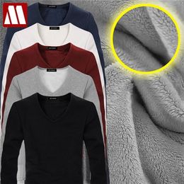 High Quality Autumn Winter Mens Warm Thermal tshirt Man Long Sleeve Casual V Neck Velvet Thick Plus Thick T-Shirt Male Tees 220408