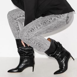2022 Moda Snake Skin Leather Women Boots Thin Heel High Ponto de Toe Winter T Stage