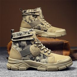 Autumn Camouflage Desert Boots Hightop Sneakers Nonslip Work Shoes for Men Buty Robocze Meskie 220720