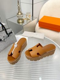 Luxury Designer sandals Slippers with box flat Slides women shoes Genuine Leather Sandal Summer Flip Flops sandal Sneaker Beach Slide Party slipper dust bag 0801