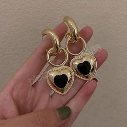 Trendy Jewellery Black Heart Earrings Design Golden Circle Love Dangle Earrings For Women Party Gifts