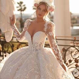 Exquisite Wedding Dresses for Women 2022 Princess Bridal Gowns Long Sleeved Lace Applique Ball Gown Buttons Robe de Mariage