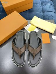 Men Summer Slippers Slide BOM DIA FLAT MULE 1A3r5m Cool Effortlessly Stylish Slides 2 Straps With Adjusted Golshoe''e''viuton'' Uye 9437