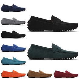 new designer loafers casual shoes men des chaussures dresses sneakers vintage triple black green red blue mens sneakers walkings jogging 38-47 cheapers