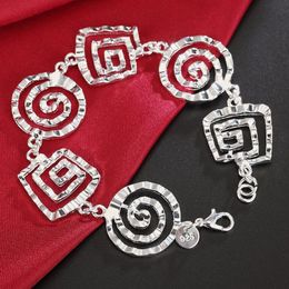 Charm Bracelets Stamp Fashion Wave Thread Round For Women Wedding Party Charms Vintage Jewelry 2022 Christmas GiftCharm