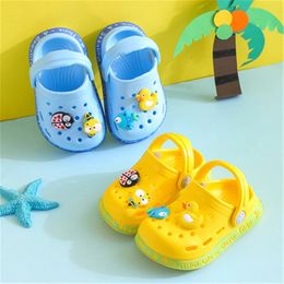 Summer sandals kids Slipper Mules Boys Girls baby Sandals Flat Heels Solid Cartoon Slippers Children's Garden Shoes on Sale