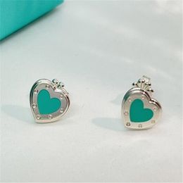 Fashion Designer Love Stud Classic Womens Luxury Exquisite Workmanship Leisure Versatile Essential Small Fresh Earrings Is Very Nice