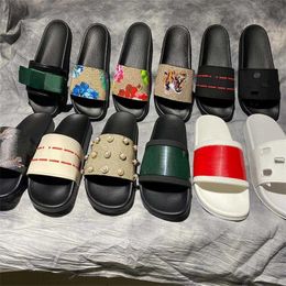 Designer-Hausschuhe, klassische Hausschuhe, Plateau-Sandalen, Herren-Damen-Slipper, Blumendruck, Leder, Marke Summer Blooms Sandale