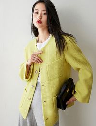 2022 Jackets de abrigos para mujeres con temperamento Botón de oro de una fila Botón de bolsillo 60% de lana Tecnología de tejido italiano Diseñador elegante