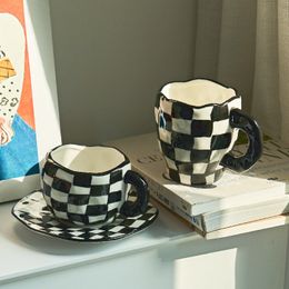 Nordic Monochrome Cup Black and White Checkerboard Mug Ceramic Cup Ins Coffee Cup Dish Afternoon Tea Cups Creative Mugs220609