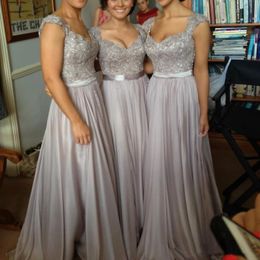 Hot Sell Lace Bridesmaid Dresses Sexy Scoop Neck Bling Beaded Cap Sleeve Plus Size A Line Backless Chiffon Bridesmaid Dress