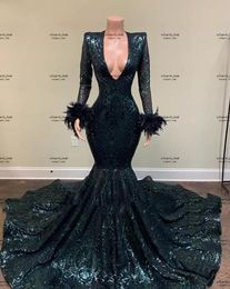 Hunter Green Arabic Aso Ebi Mermaid Evening Dresses with Long Sleeve 2022 Sparkly Sequin Wrist Feathers African Prom Engagement Gown PRO232