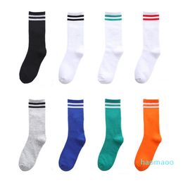 2022 Socks stocking multiple colour Fashion Women and Men jogging sock Casual High Quality Cotton Breathable Basketball football Sports