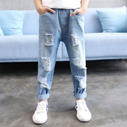 boys jeans 4-13 years old washed hole Korean pants for baby boys summer jeans kids Leisure boys clothes teenager LJ201203