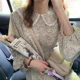 Autumn Maternity Nursing Clothes Sweet Peter Pan Collar Beautiful Floral Dress Postpartum Woman Breastfeeding Dress Wholesale J220628