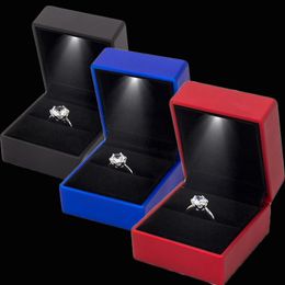 Jewelry Pouches Bags Luxury LED Box Ring With Light Engagement Wedding Rings Case Boxes Pendant Earring Display Storage JewelleryJewelry