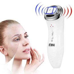 Mini HIFU Machine Anti Age Portable Facial Lift Device Professional Radio Frequency Face Home Use Heat Up Rejuvenation Tool 220512