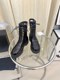 2022 autumn winter new classic thick sole Martin boots upper oil wax calfskin stitching patent leather outsole height 5cm