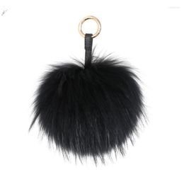 Keychains Fluffy Real Fur Ball Keychain Puff Craft DIY Pompom Black Pom Keyring Uk Charm Women Bag Accessories Gift Smal22