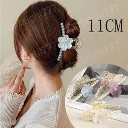 Korea Pearl Flower Hair Claw Clip For Women Girls Hair Claws Ponytail Hairpins Bath Barrette Headwear Hair Accessories