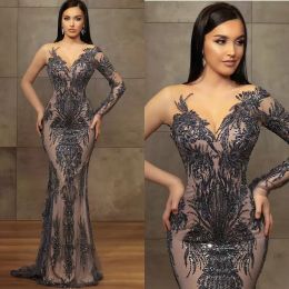 2022 Grey Mermaid Prom Dresses Sheer Jewel Neck Lace Floral Appliqued Beaded Evening Dress Sequins Long Robes De Soiree BC14030