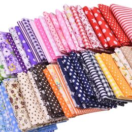 56pcs 25cm25cm Printed Floral Cotton Fabric Cloth For Patchwork DIY Sewing Sewing Patchwork Needlework Doll Materal Multicolor T200812