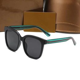 Высококачественные летние солнцезащитные очки роскошные дизайнер для мужчин женщины модные очки классический ретро -дизайн Big рамы UV400 Дополнительная оригинальная упаковка