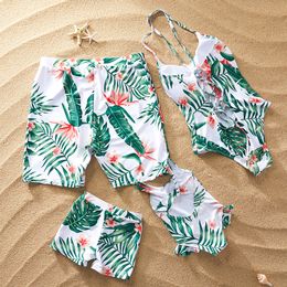 Family Look Swimwear Mommy and Me Bikini Bathing Suits Daddy Son Shorts Family Matching Beach wear Swimsuits