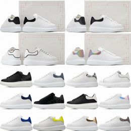 2022 Designer Logo Oversized Casual Shoes White Black Leather Luxury Velvet Suede Womens Espadrilles Trainers mens women Flats Lace Up btLO#