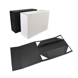 Foldable Black White Hard Gift wrap Box With Magnetic Closure Lid Favour Boxes Children's Shoes Storage Box Sea Freight