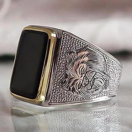 Cluster Rings Domineering Classic Men's Square Silver Plated Ring For Men Natural Agate Black Gemstone Hand Carved Lion Fashion JewelryC