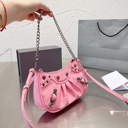 Crossbooy Half Moon Bag Rivet Shoulder Armpit Bags Women Crescent Bag Alligator Chain Purse Sheepskin Genuine Leather Fashion Silver Hardware Ruched Handbags